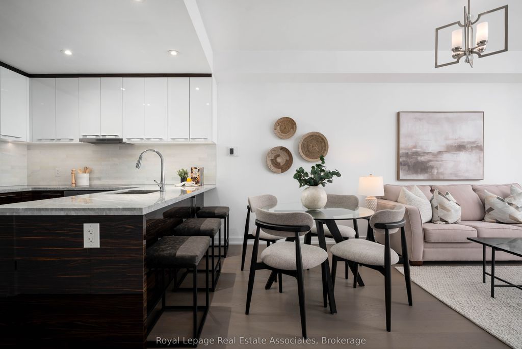 Photo of 488 University Avenue #3706, Toronto, ON M5G 0C1 (MLS # C12762208)