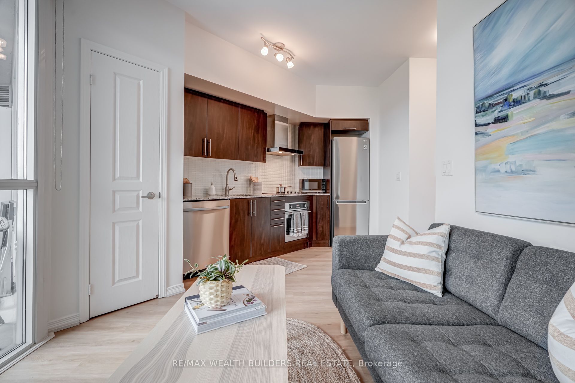 352 Front Street W 1510