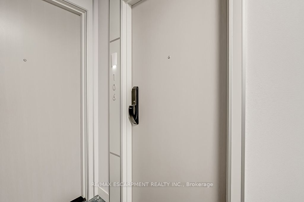 3210 Dakota Common A106