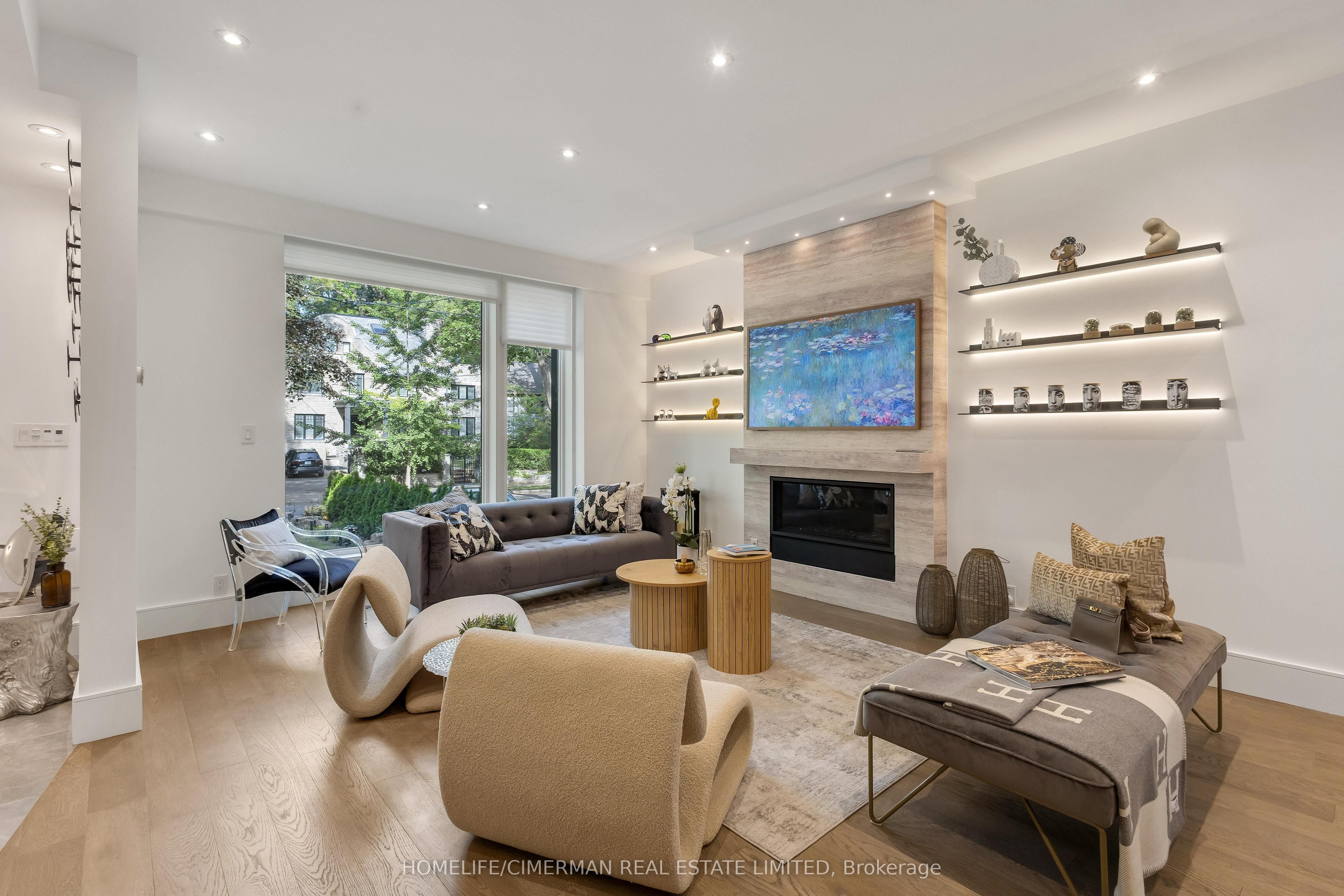 124 Lyndhurst Avenue