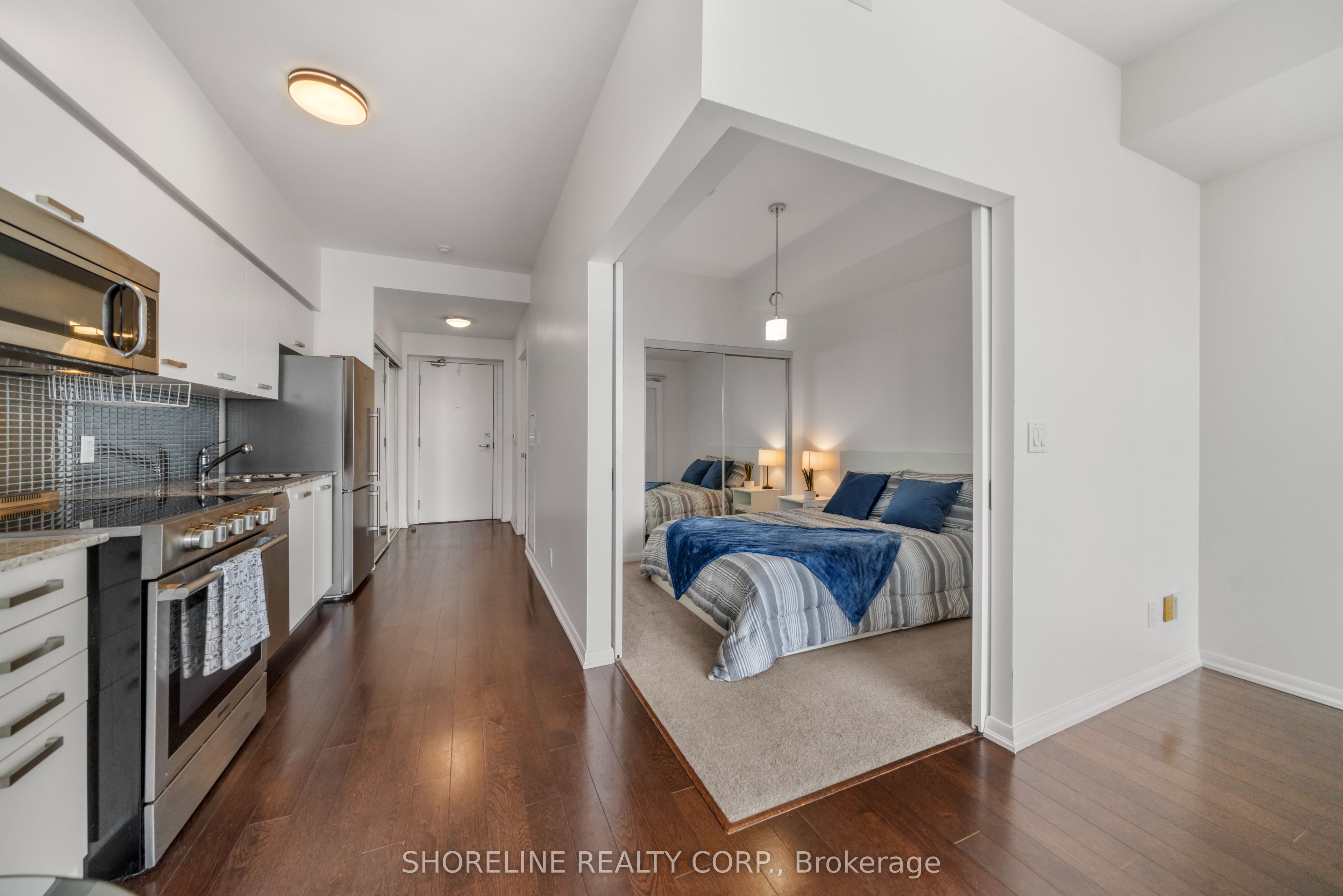 832 Bay Street 4807