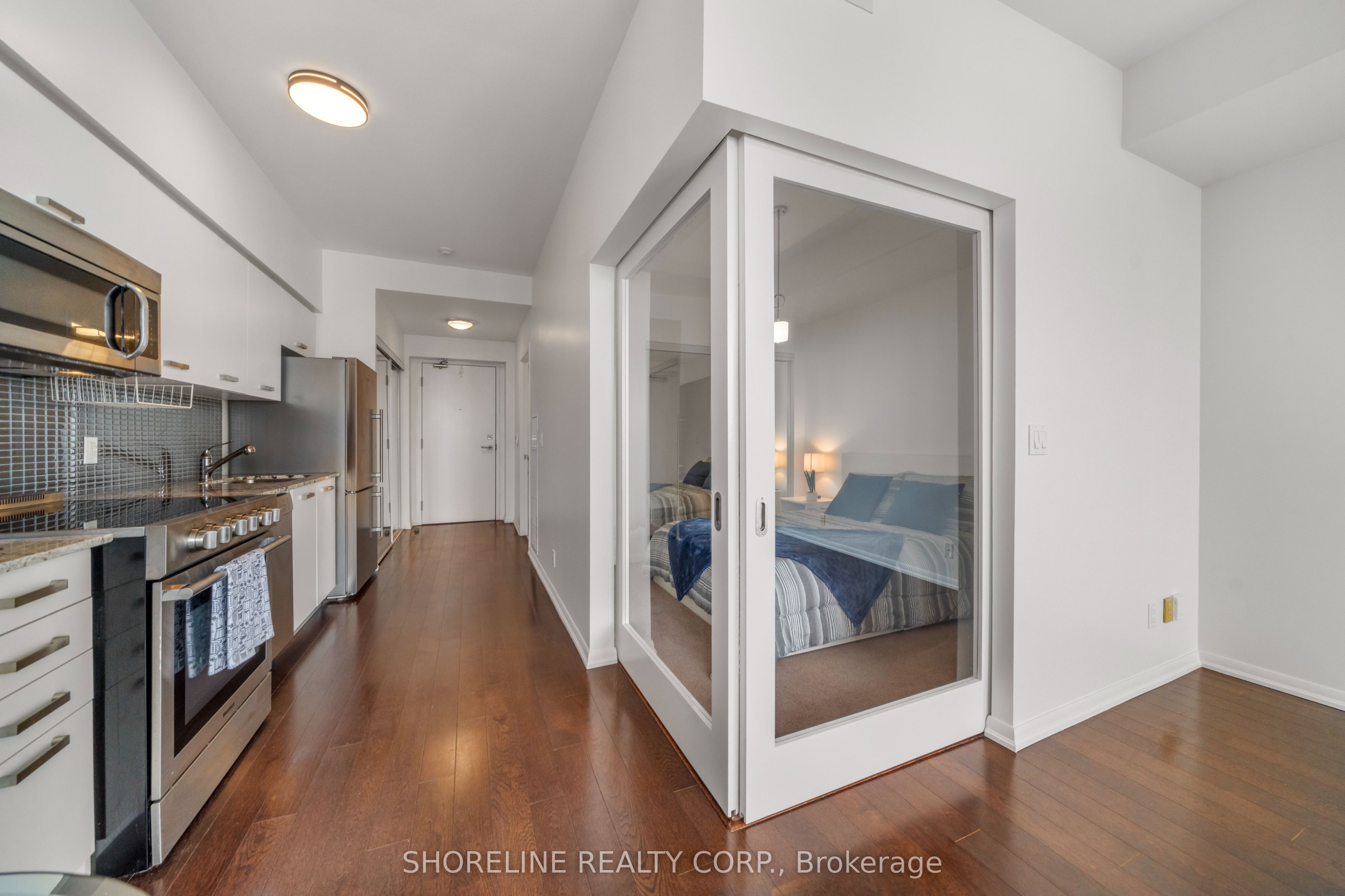832 Bay Street 4807