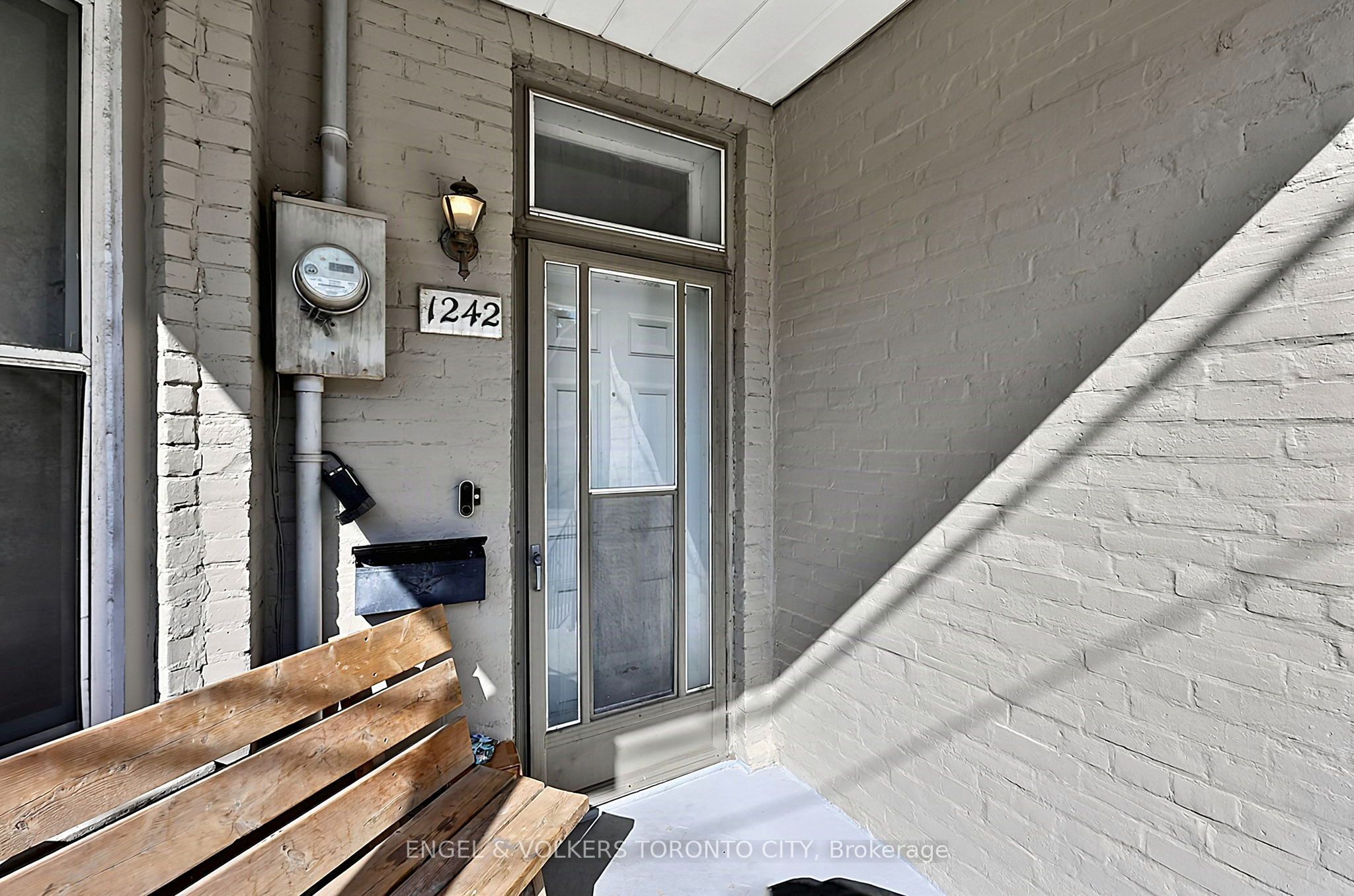 1242 College Street