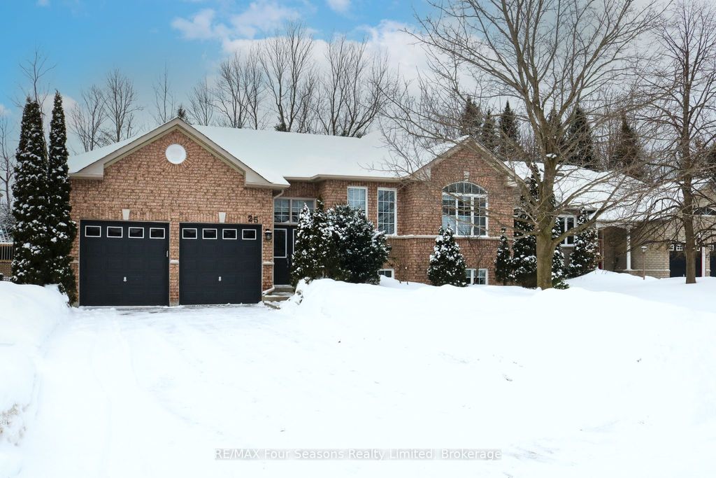 Photo of 25 Silversands Crescent, Wasaga Beach, ON L9Z 1P8 (MLS # S12706368)
