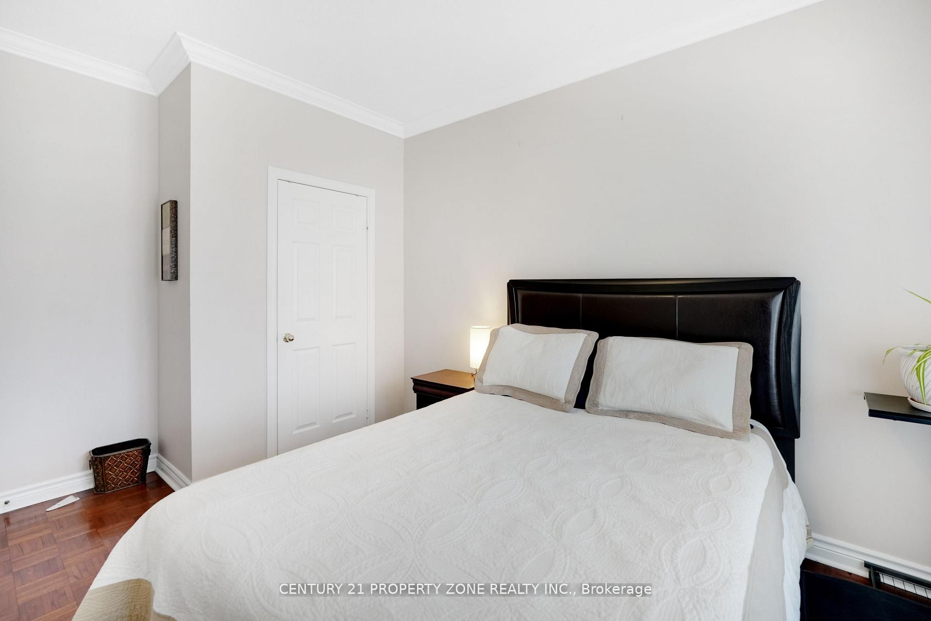 38 Castlegate Boulevard