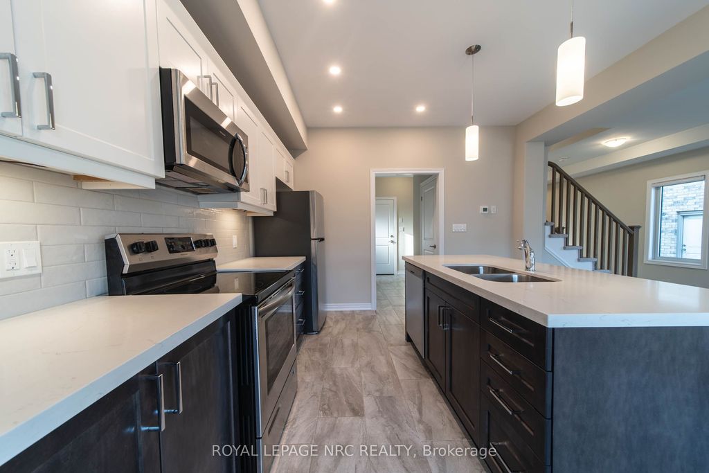 Photo of 1217 Uppers Lane, Thorold, ON L0S 1A0 (MLS # X12450030)