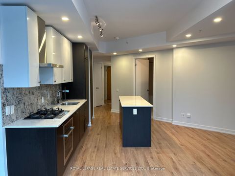 38 Howard Park Avenue N 524 Toronto ON M6R 0A7