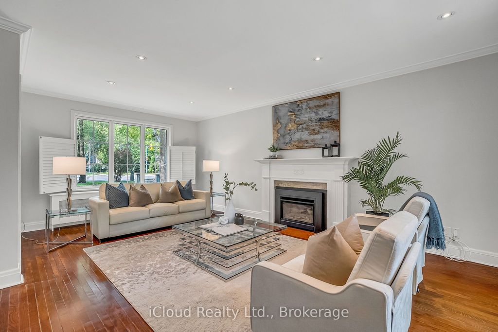 Photo of 4691 Dundas Street W, Toronto, ON M9A 1A7 (MLS # W12461189)