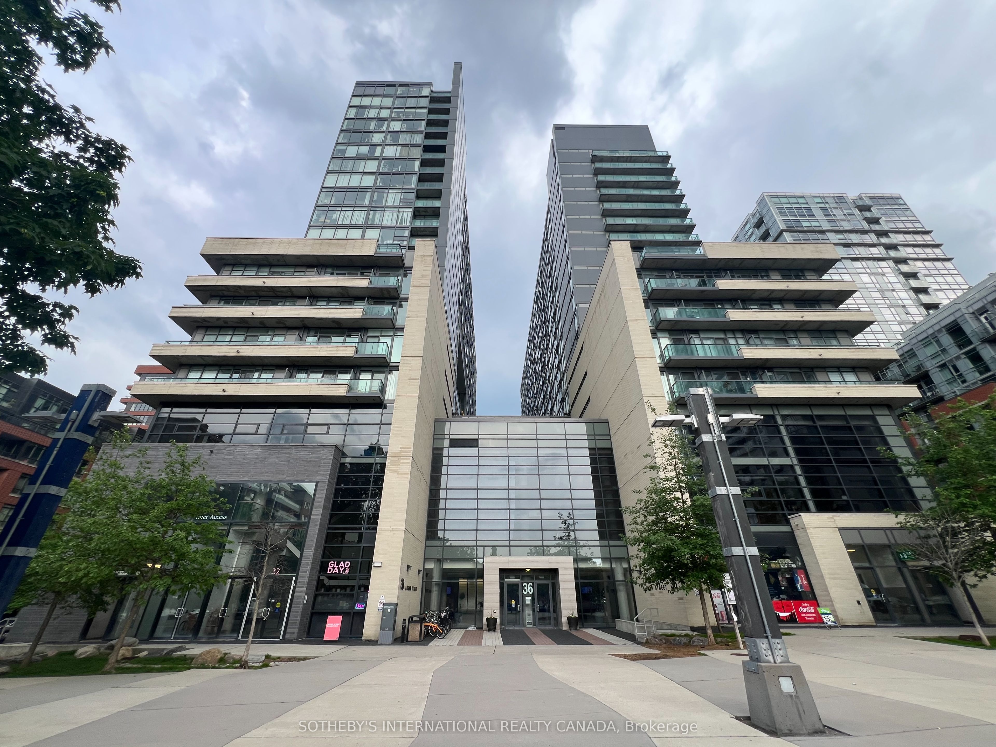 36 Lisgar Street 815