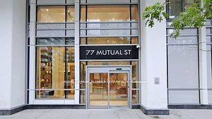77 Mutual Street 1702