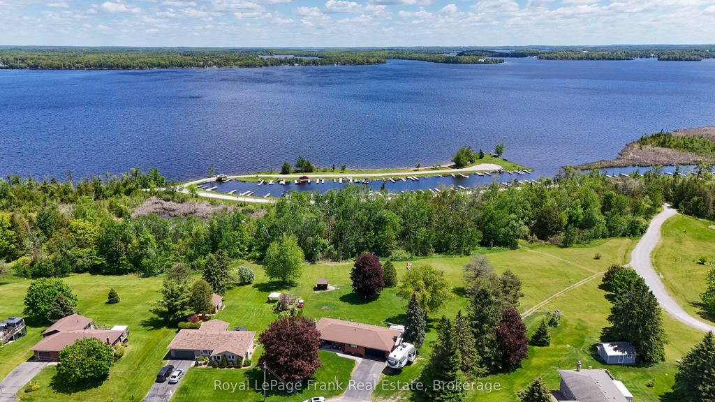 Photo of 316 Forest Harbour Trail, Kawartha Lakes, ON K0M 1A0 (MLS # X13224490)
