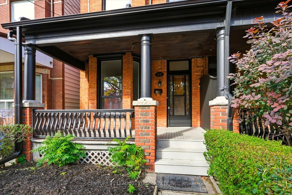 Photo of 30 Ulster Street, Toronto, ON M5S 1E3 (MLS # C12943968)