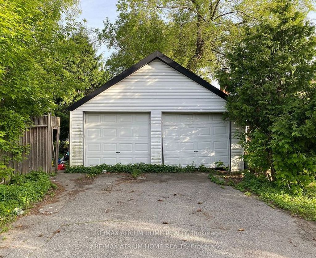 Photo of 28 Kensington Avenue, Toronto, ON M2M 1R6 (MLS # C12438919)