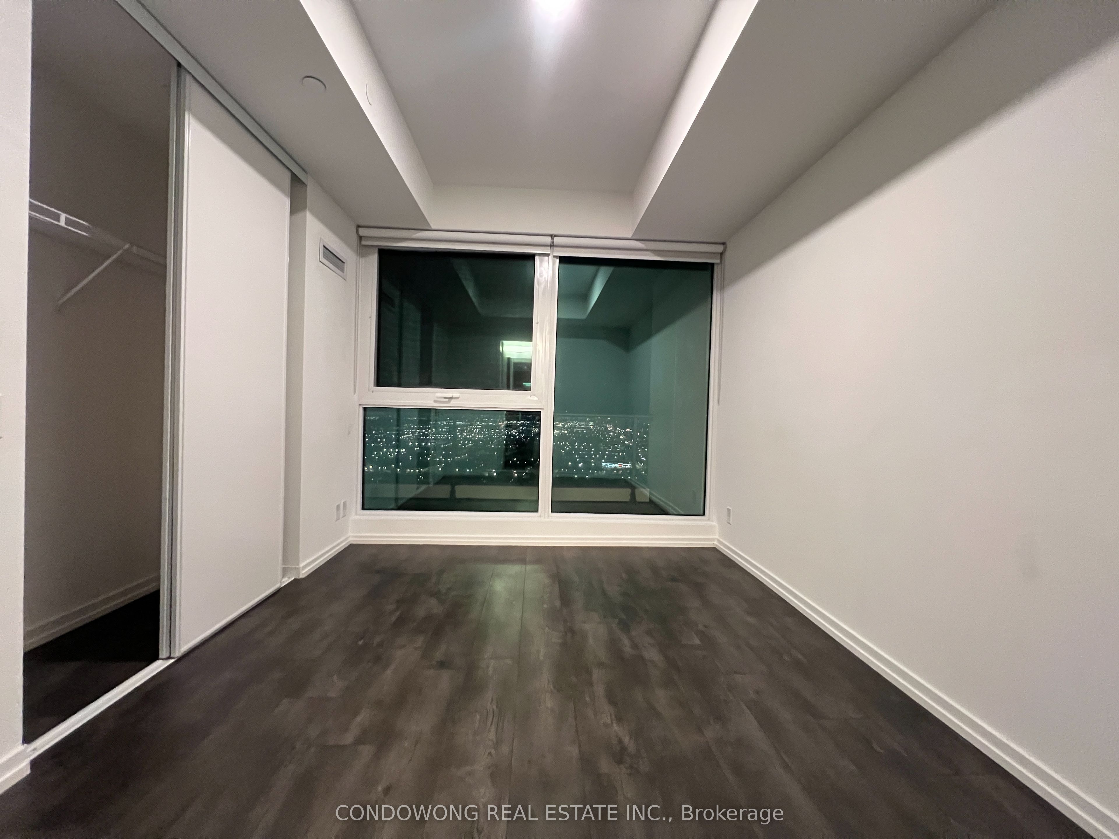 1000 Portage Parkway 4211