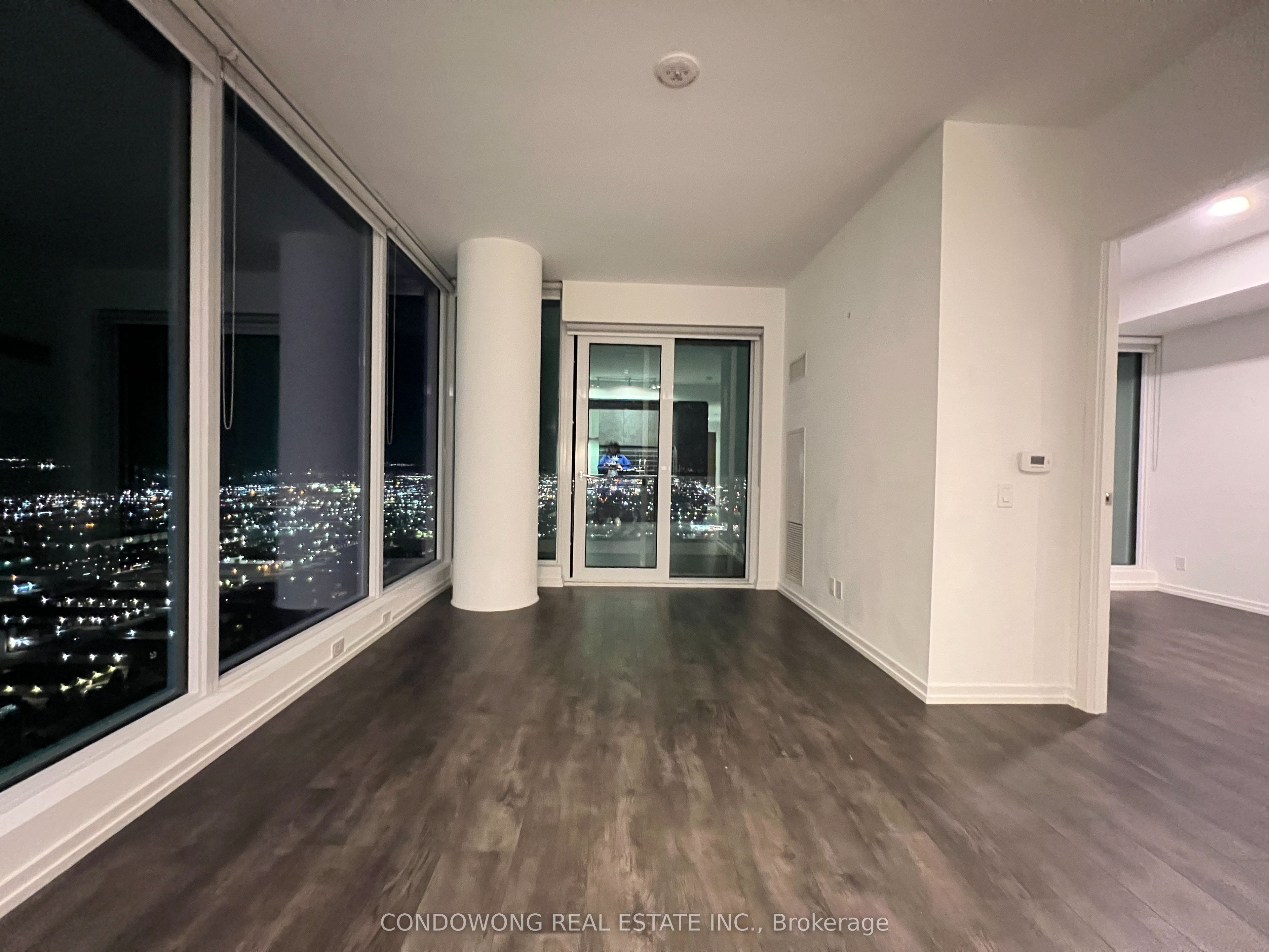 1000 Portage Parkway 4211