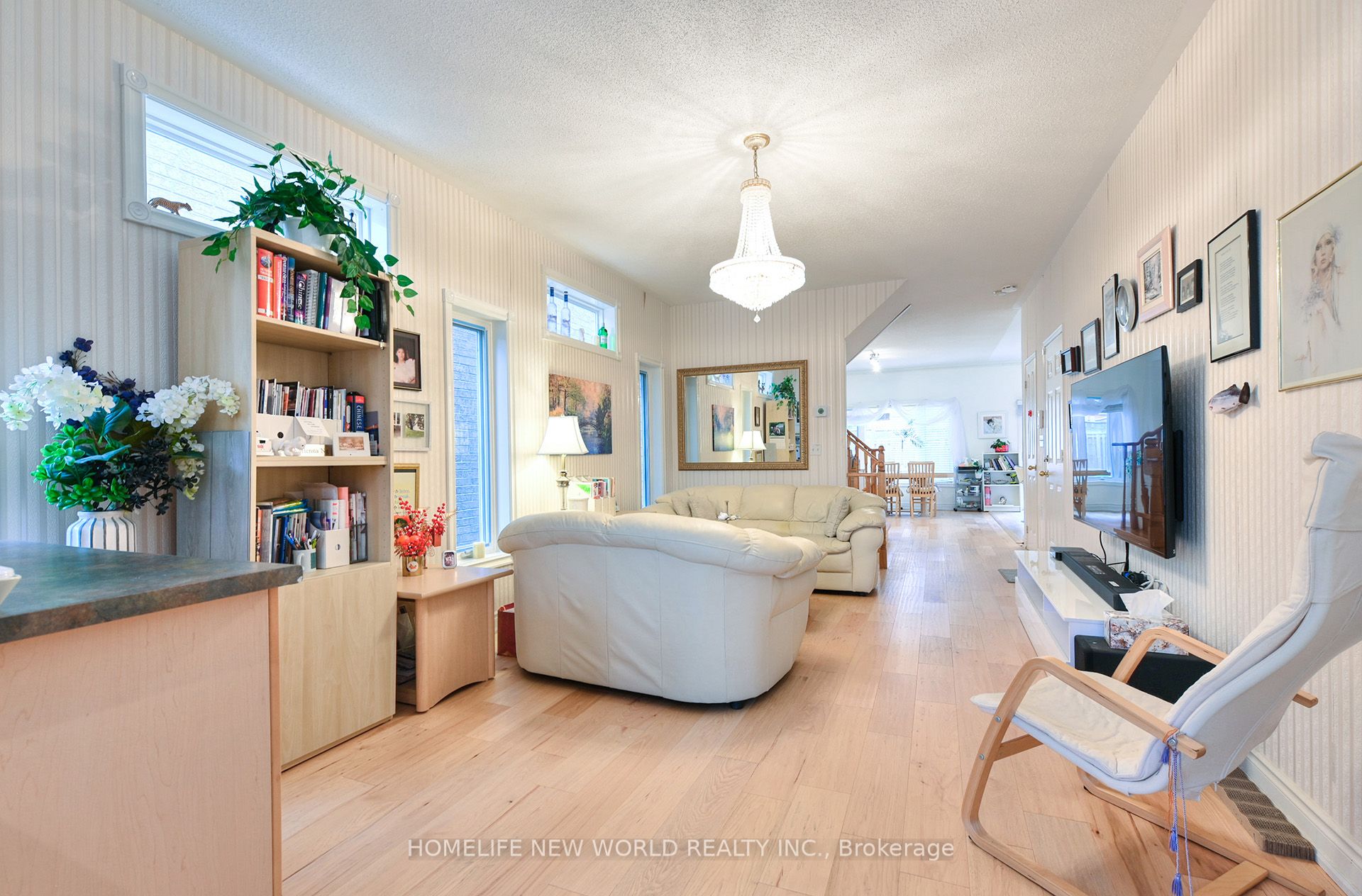 7 Fairlawn Avenue