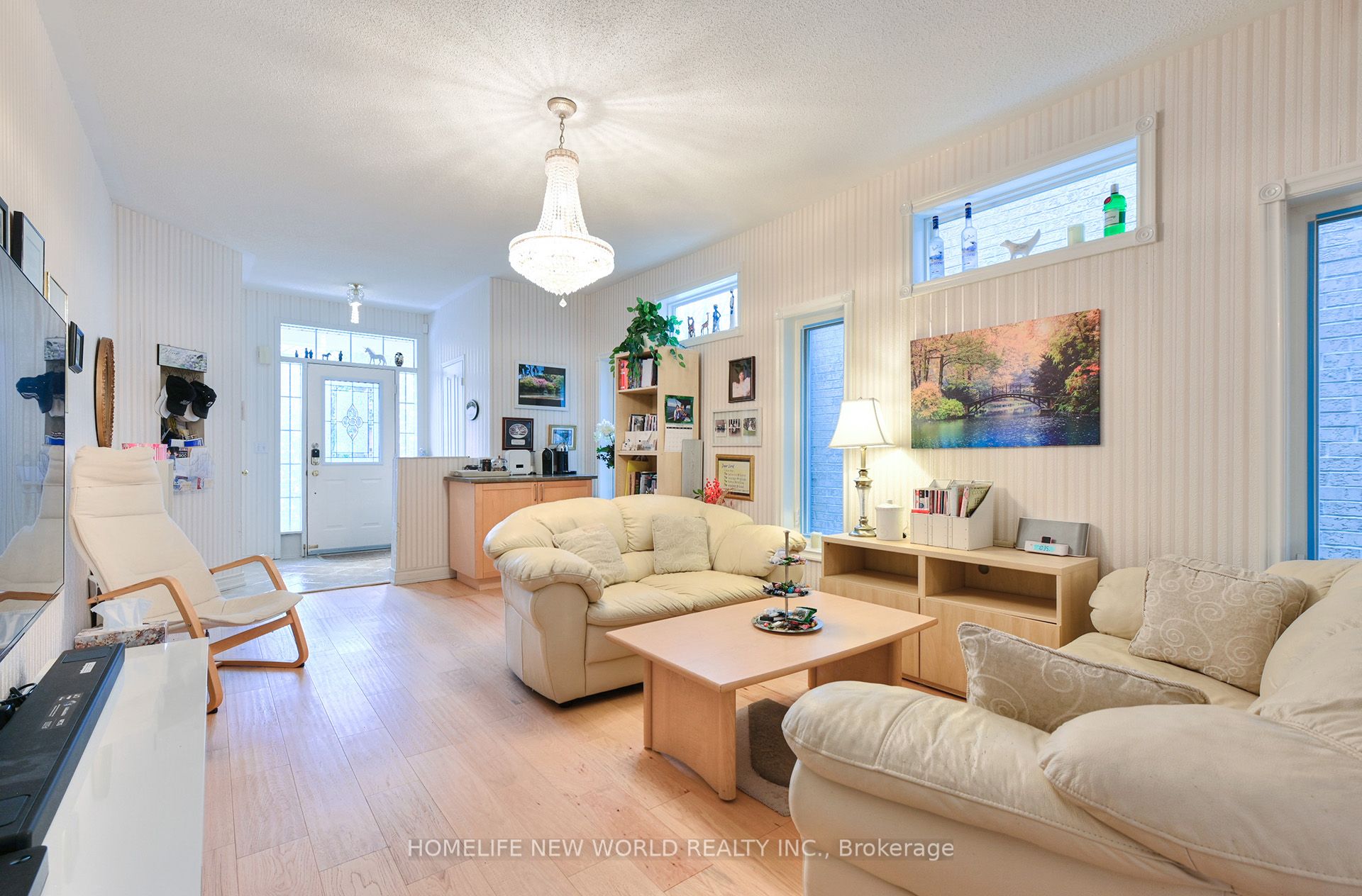 7 Fairlawn Avenue
