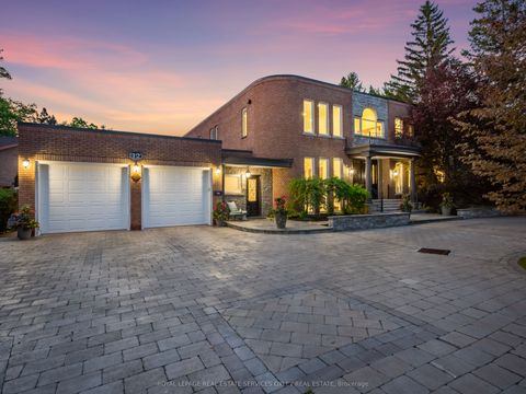 12 Westmount Park Road Toronto ON M9P 1R5