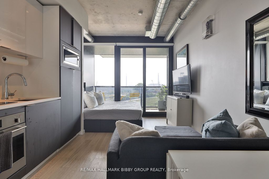 Photo of 170 Bayview Avenue #614, Toronto, ON M5A 1H7 (MLS # C12431771)