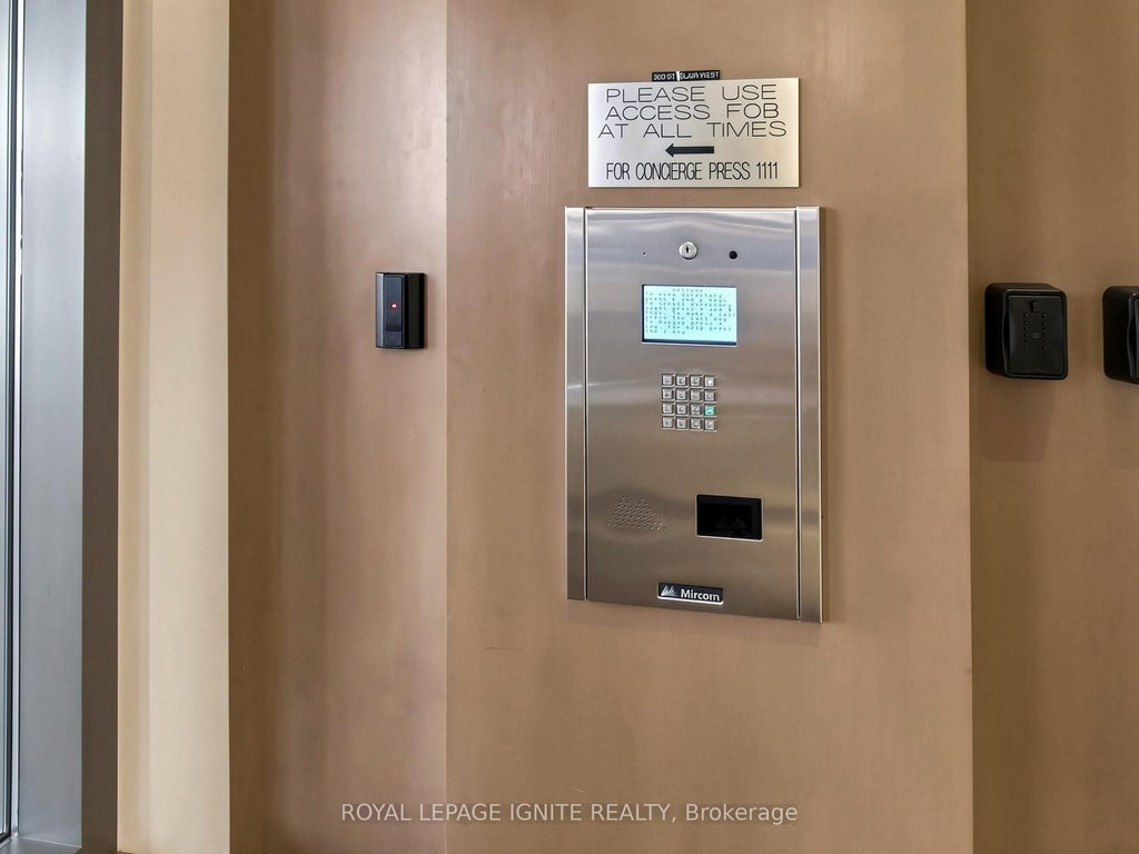 Photo of 500 St.Clair Avenue W #204, Toronto, ON M6C 1A8 (MLS # C13493704)