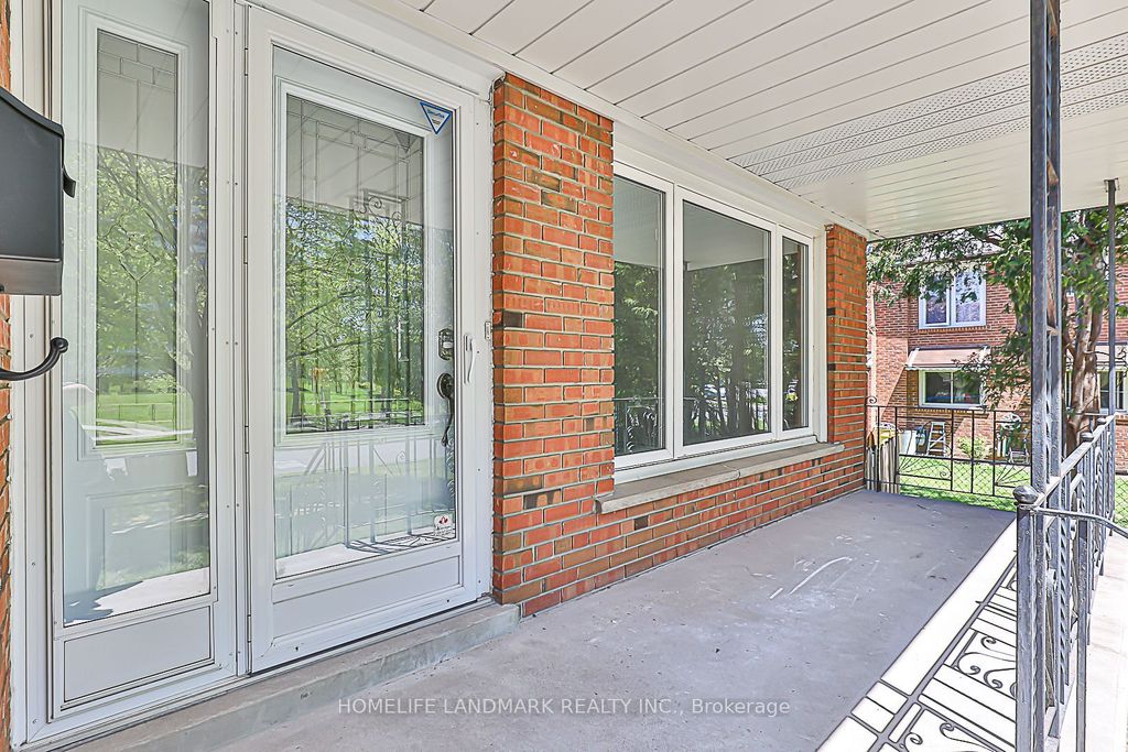 Photo of 612 Van Horne Avenue, Toronto, ON M2J 2V4 (MLS # C12650390)