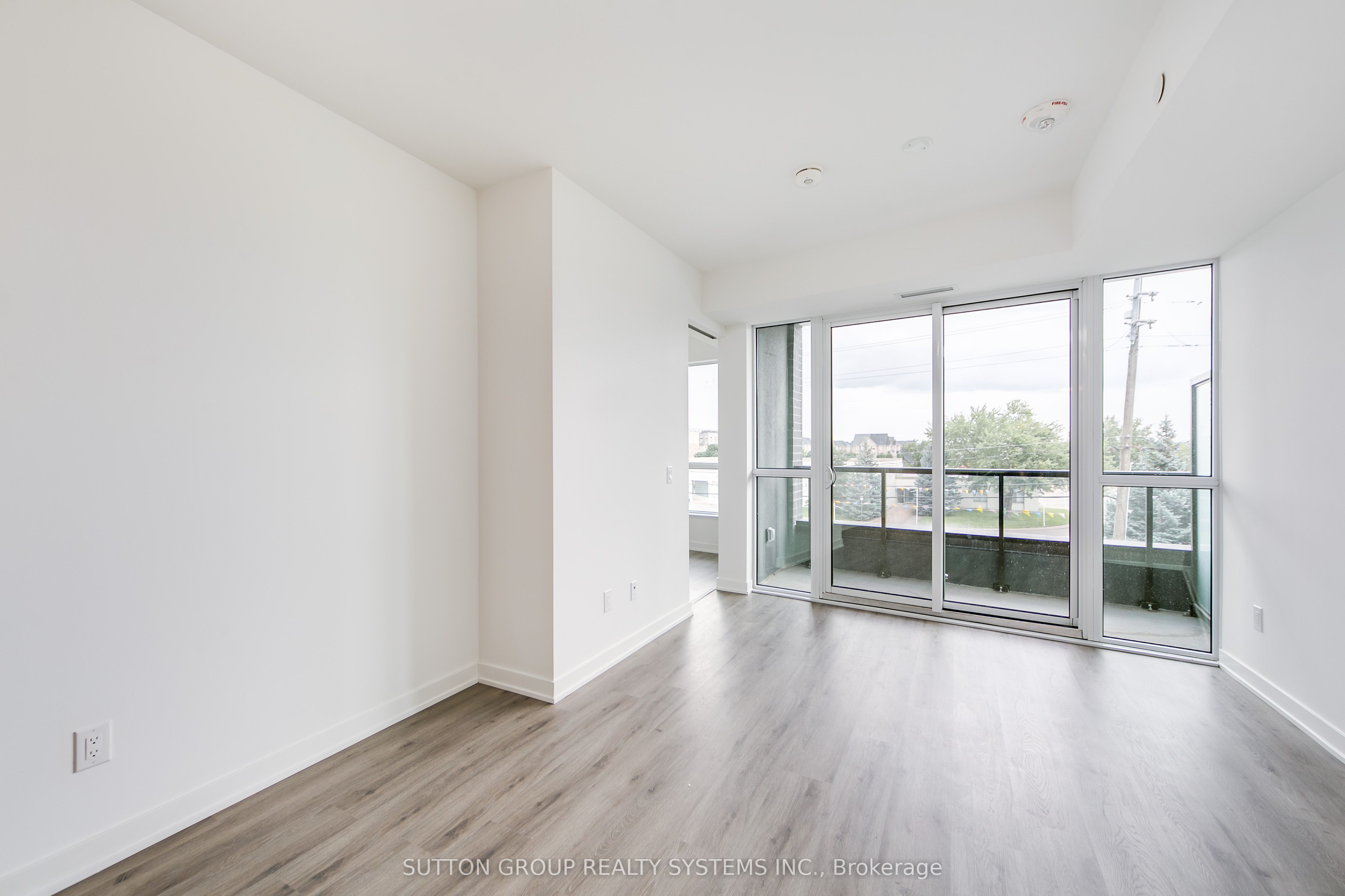 3005 Pine Glen Road 204