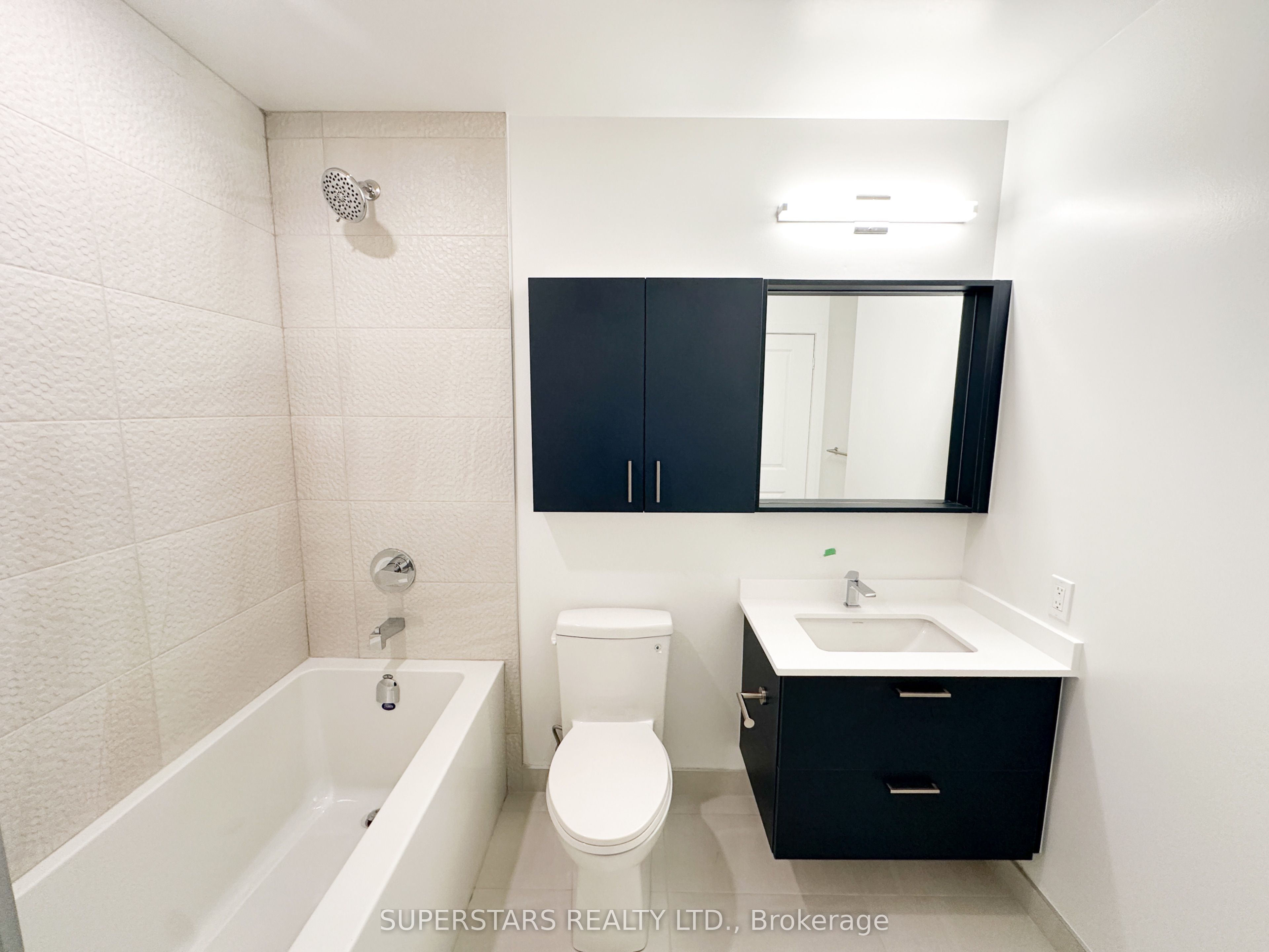 50 Upper Mall Way N/A B-2303