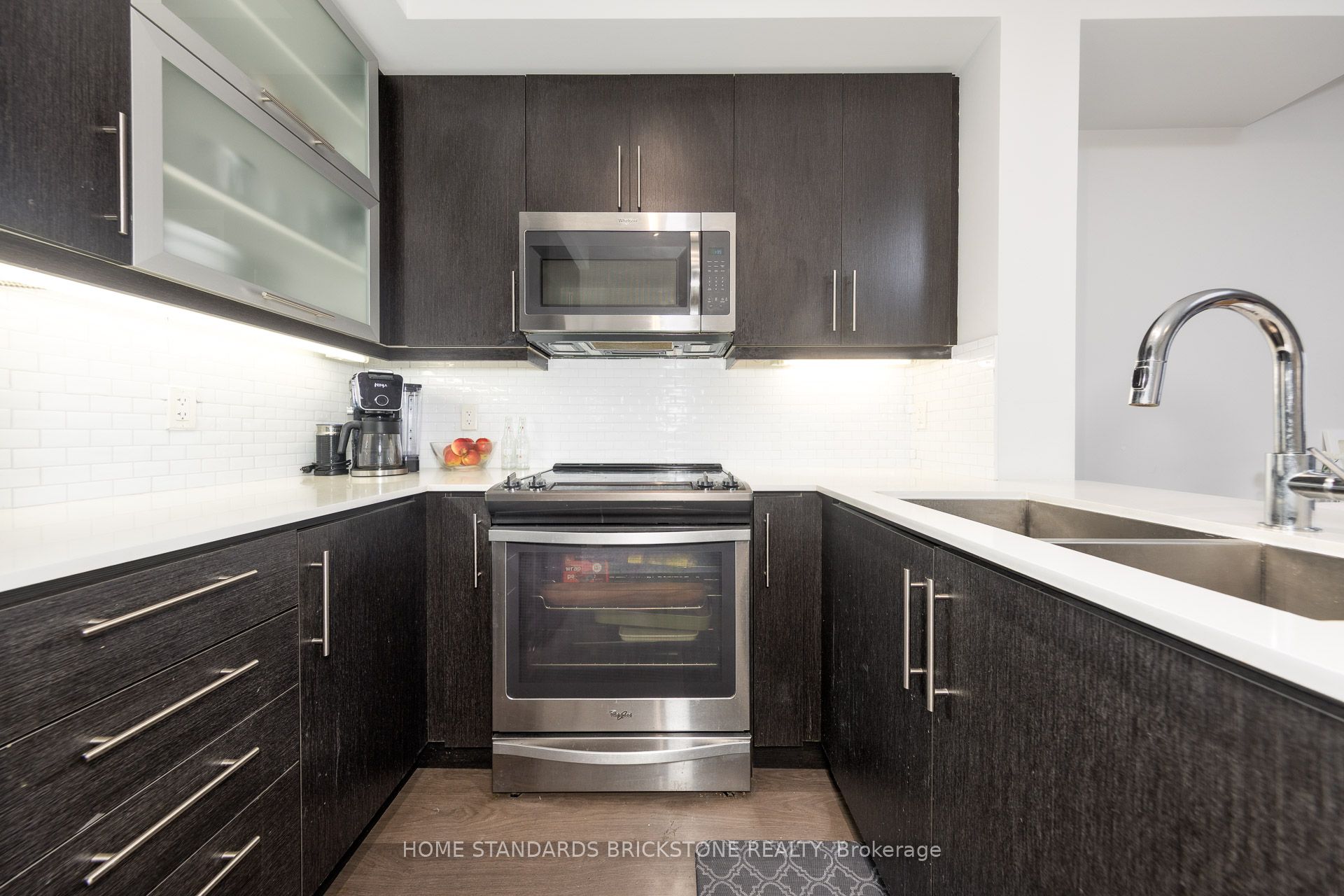 65 Oneida Crescent LPH 10