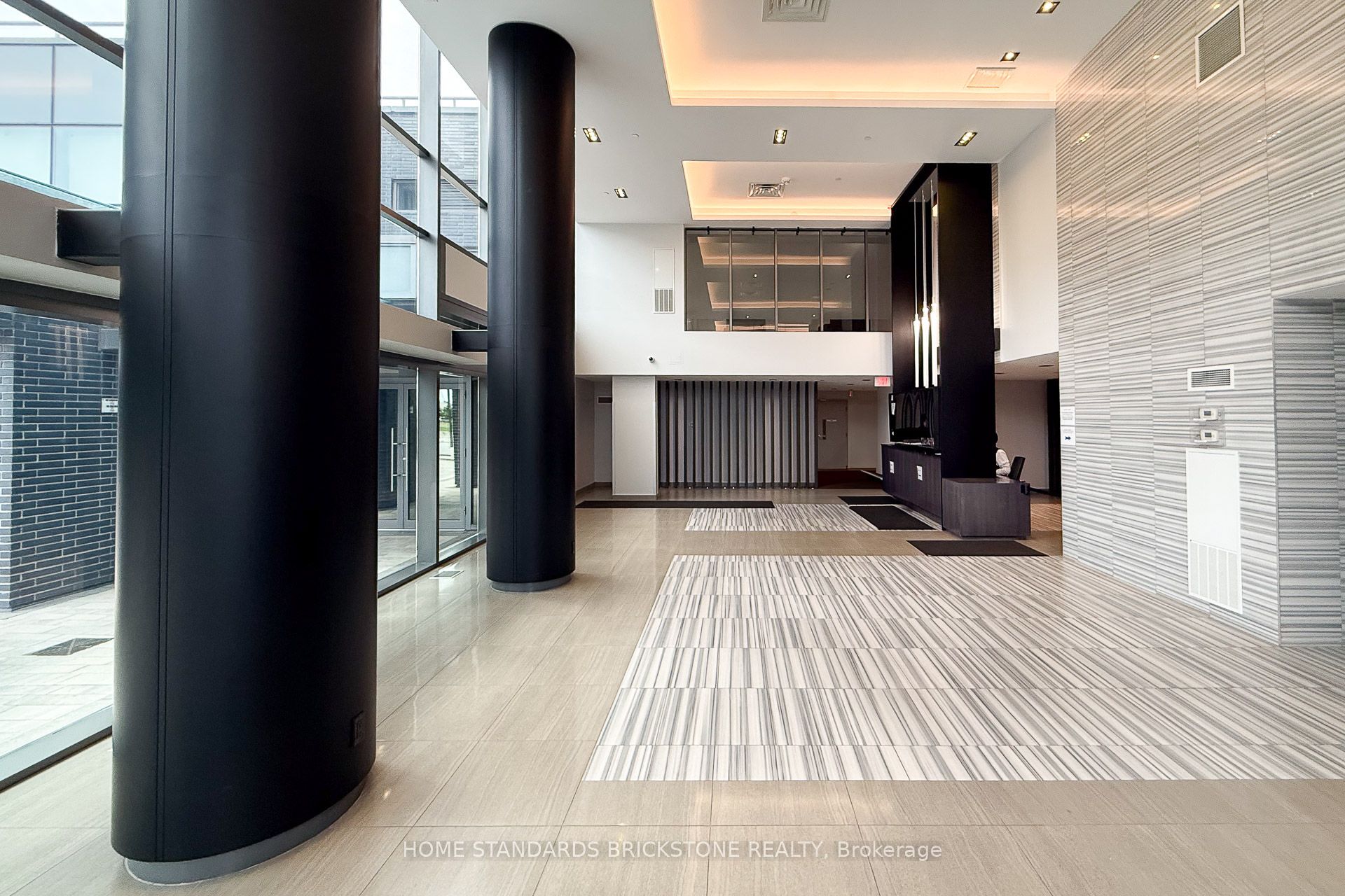 65 Oneida Crescent LPH 10