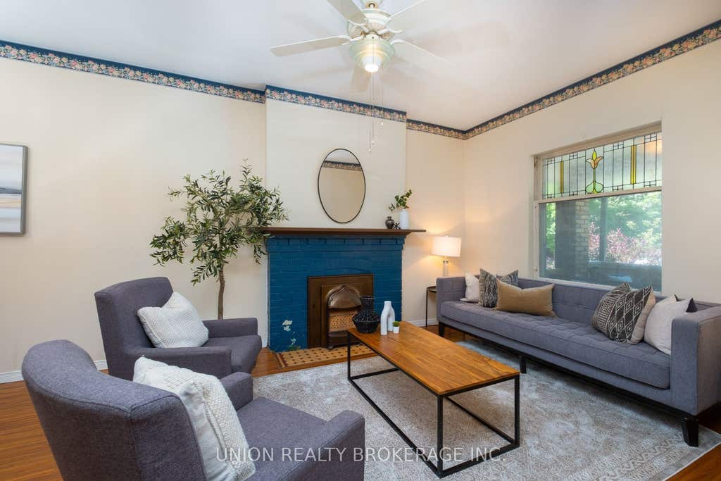 Photo of 27 Coady Avenue, Toronto, ON M4M 2Y9 (MLS # E13541938)