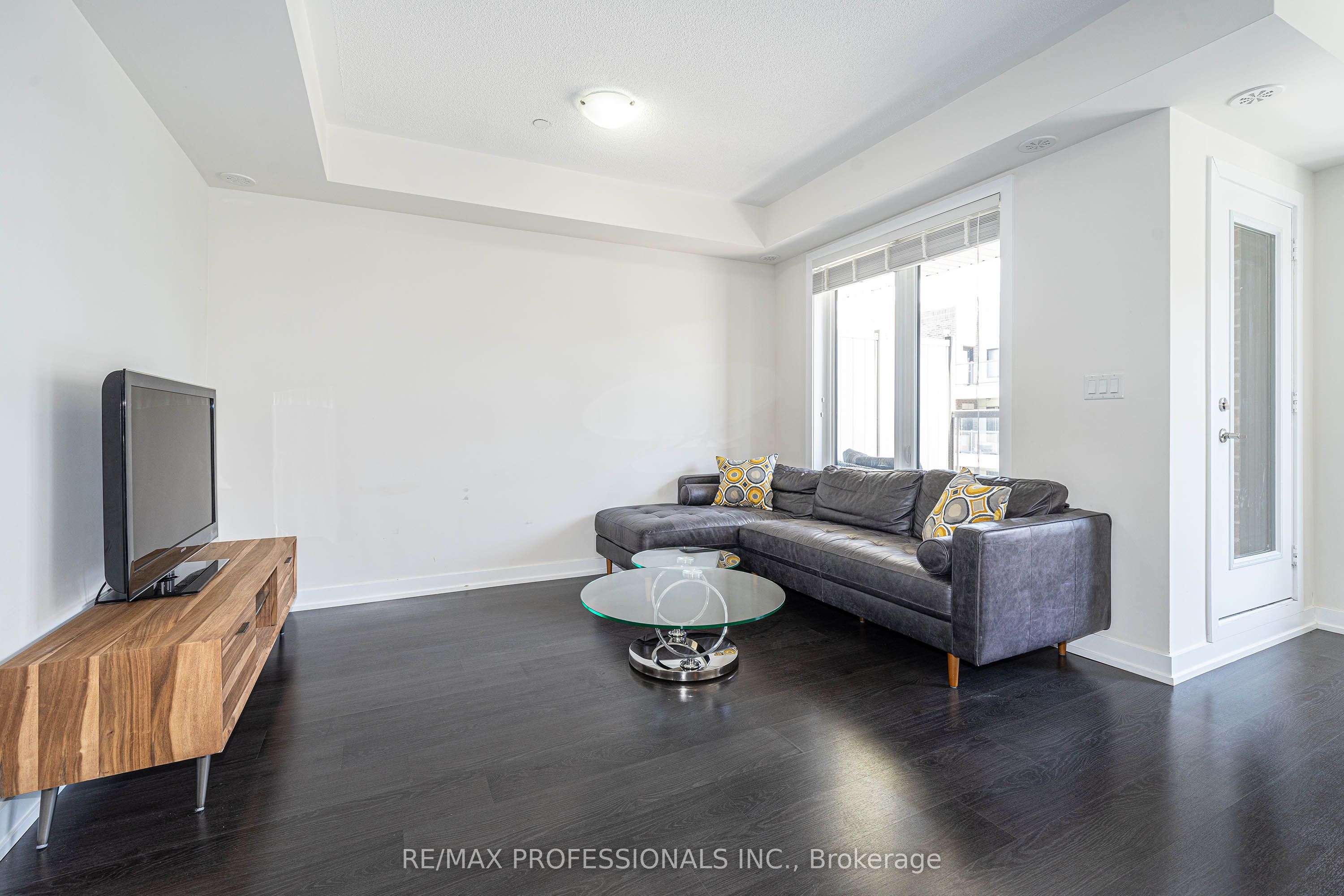 6 Drummond Street 320