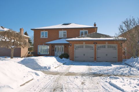 Property photo of 22 royal court, bradford west gwillimbury, ON l3z 2p4