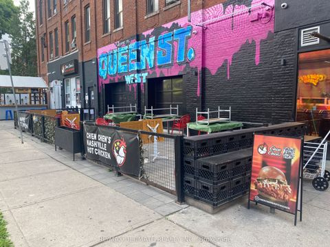 1184 Queen Street W Toronto ON M6J 1J5