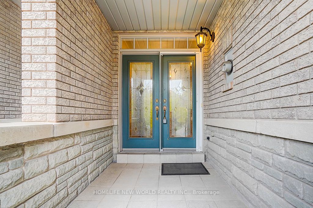 Photo of 2305 Woodfield Road, Oakville, ON L6H 6Y7 (MLS # W13073420)