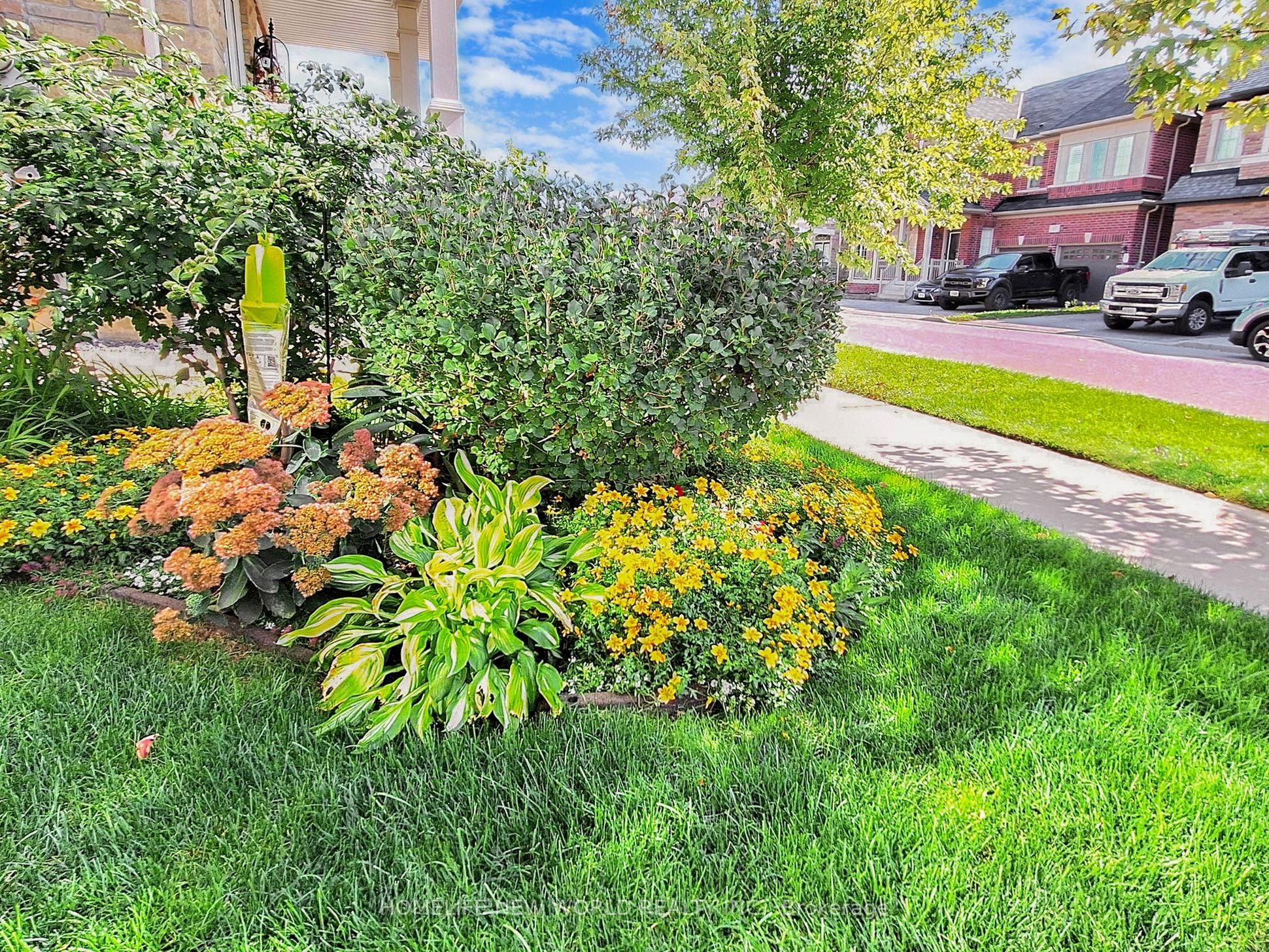 64 Henry Bauer Avenue