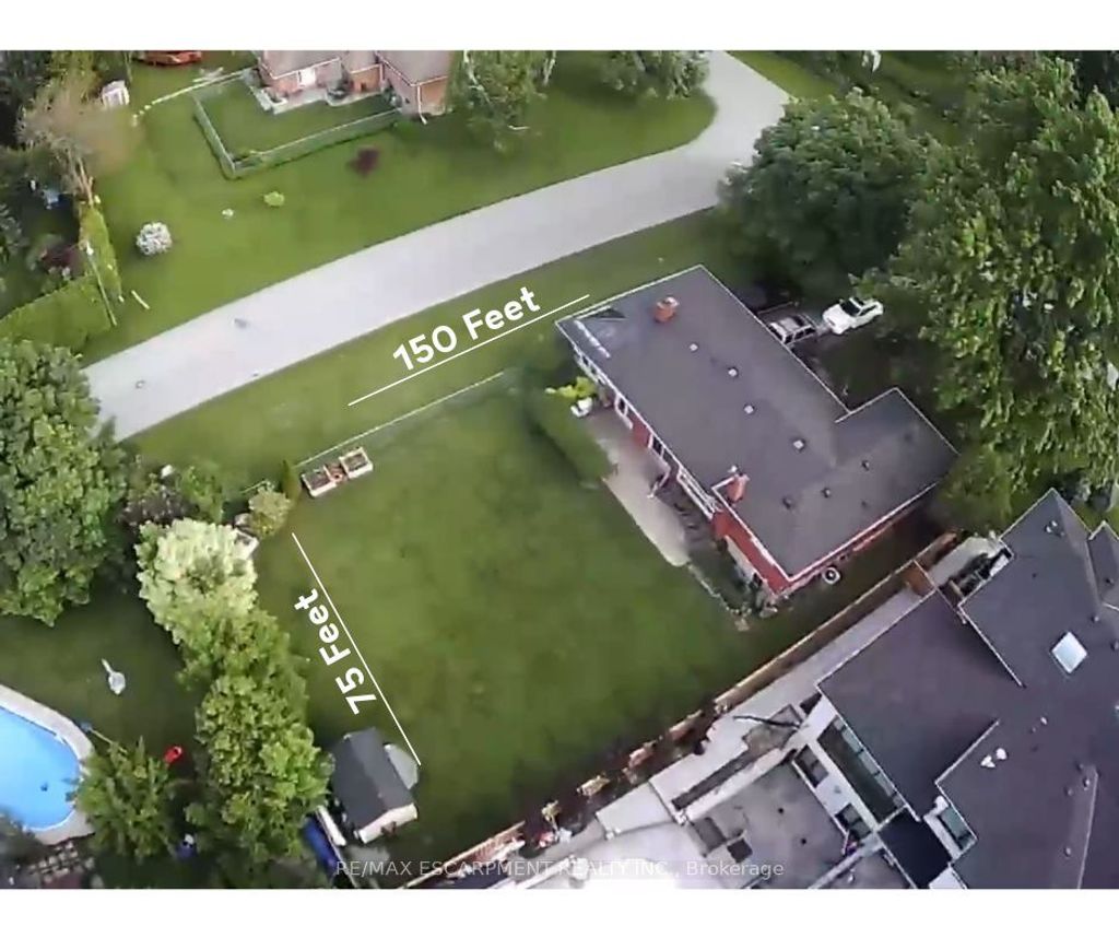 Photo of 345 Sandlewood Road, Oakville, ON L6L 3S1 (MLS # W12976824)
