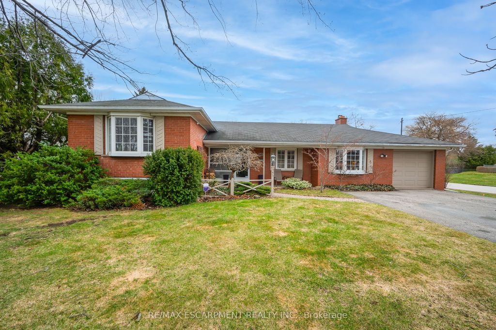Photo of 345 Sandlewood Road, Oakville, ON L6L 3S1 (MLS # W12976824)