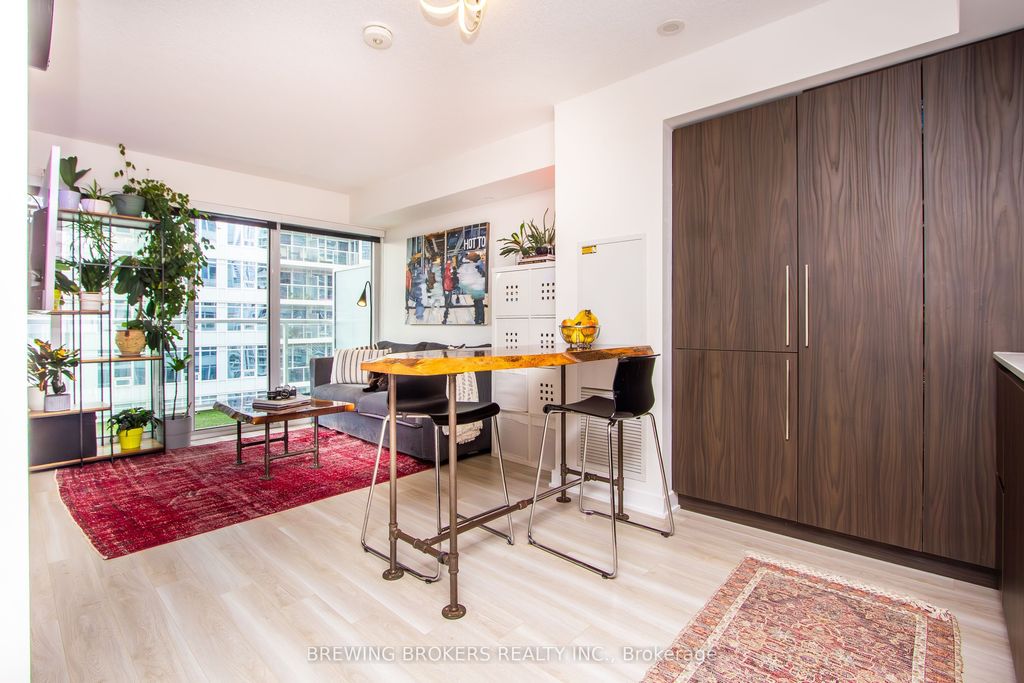 Photo of 17 Bathurst Street #1503, Toronto, ON M5V 0N1 (MLS # C12387746)