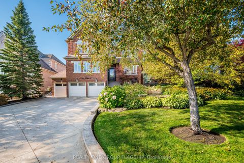 5290 Hilton Court Mississauga ON L5M 5B5