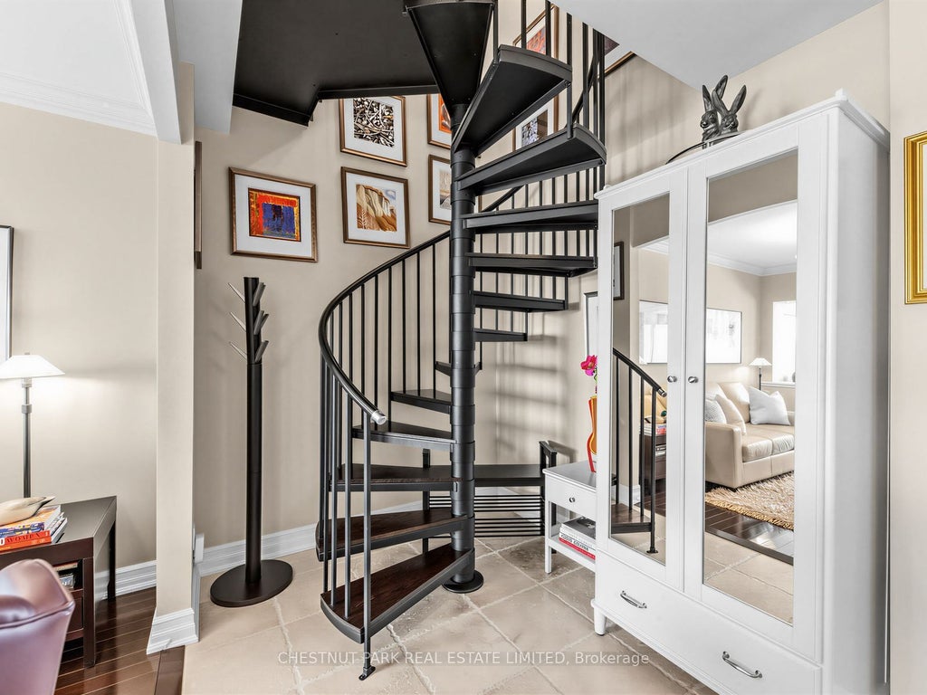 Photo of 1801 Bayview Avenue #PH 802, Toronto, ON M4G 4K2 (MLS # C13758524)