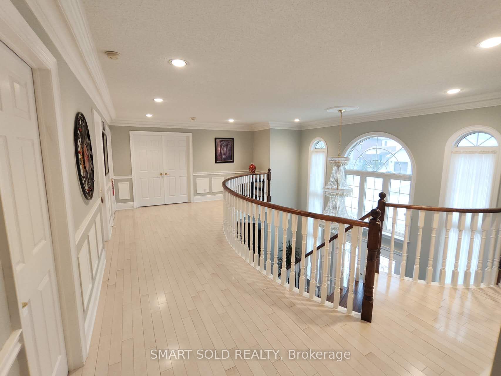 67 Chantilly Crescent