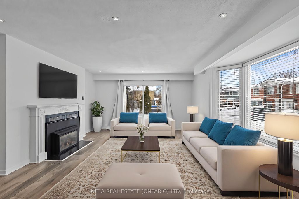 Photo of 55 Arbour Glen Crescent #19, London East, ON N5Y 1Z9 (MLS # X12768066)