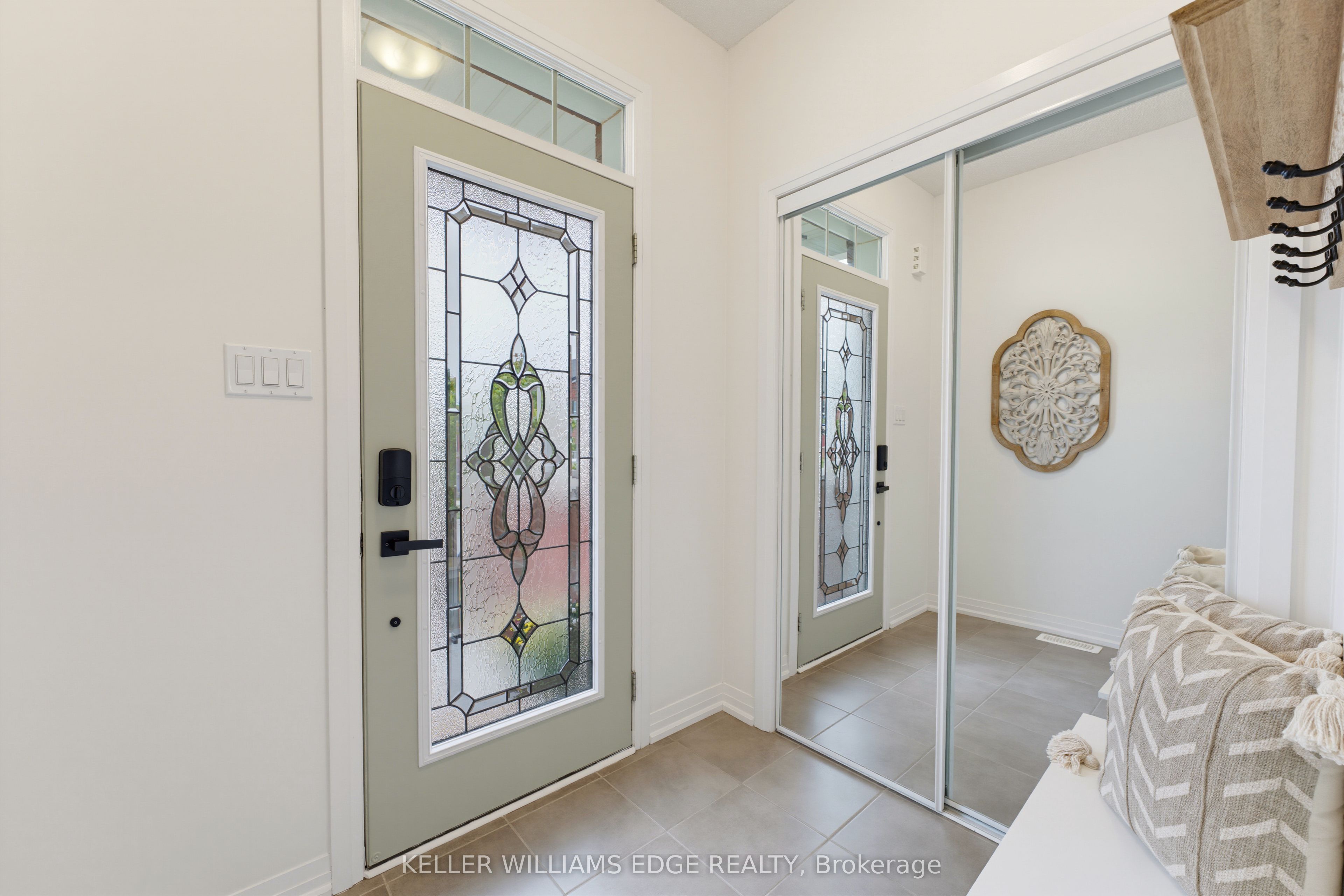 739 Banks Crescent