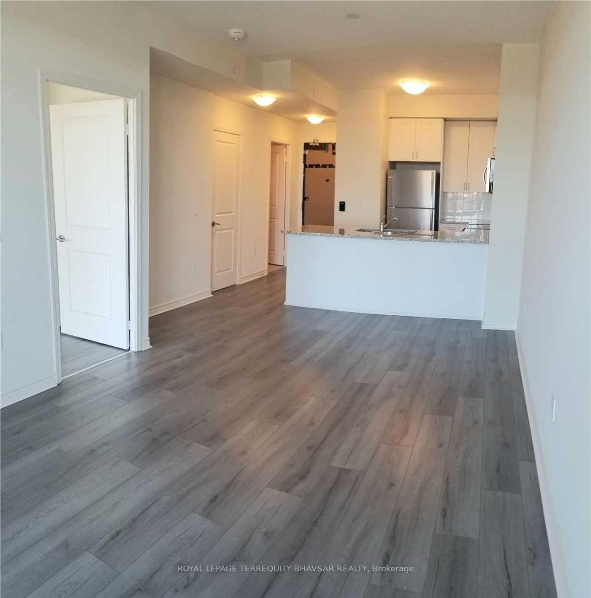 349 Rathburn Road W 1018