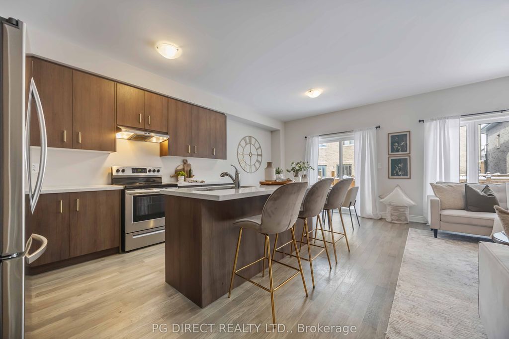 Photo of 27 Alan Williams Trail, Uxbridge, ON L9P 0R6 (MLS # N12616800)
