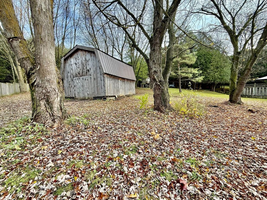 Photo of 895 8th Avenue N, Hanover, ON N4N 3R7 (MLS # X12522466)