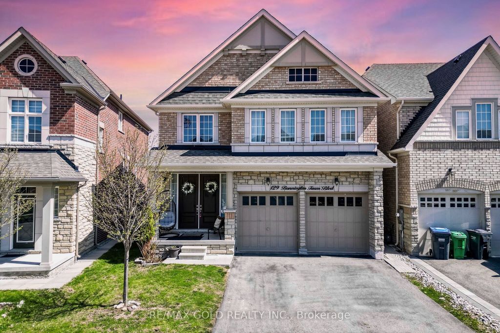 Photo of 129 Bonnieglen Farm Boulevard, Caledon, ON L7C 4B9 (MLS # W13041132)