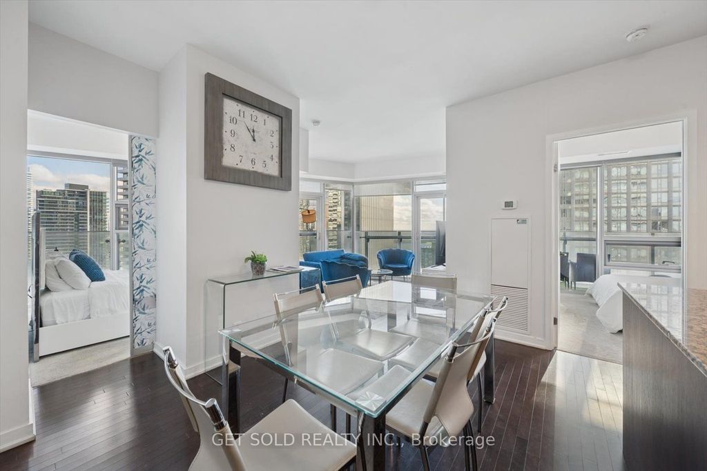 Photo of 14 York Street #3803, Toronto, ON M5J 0B1 (MLS # C12603282)