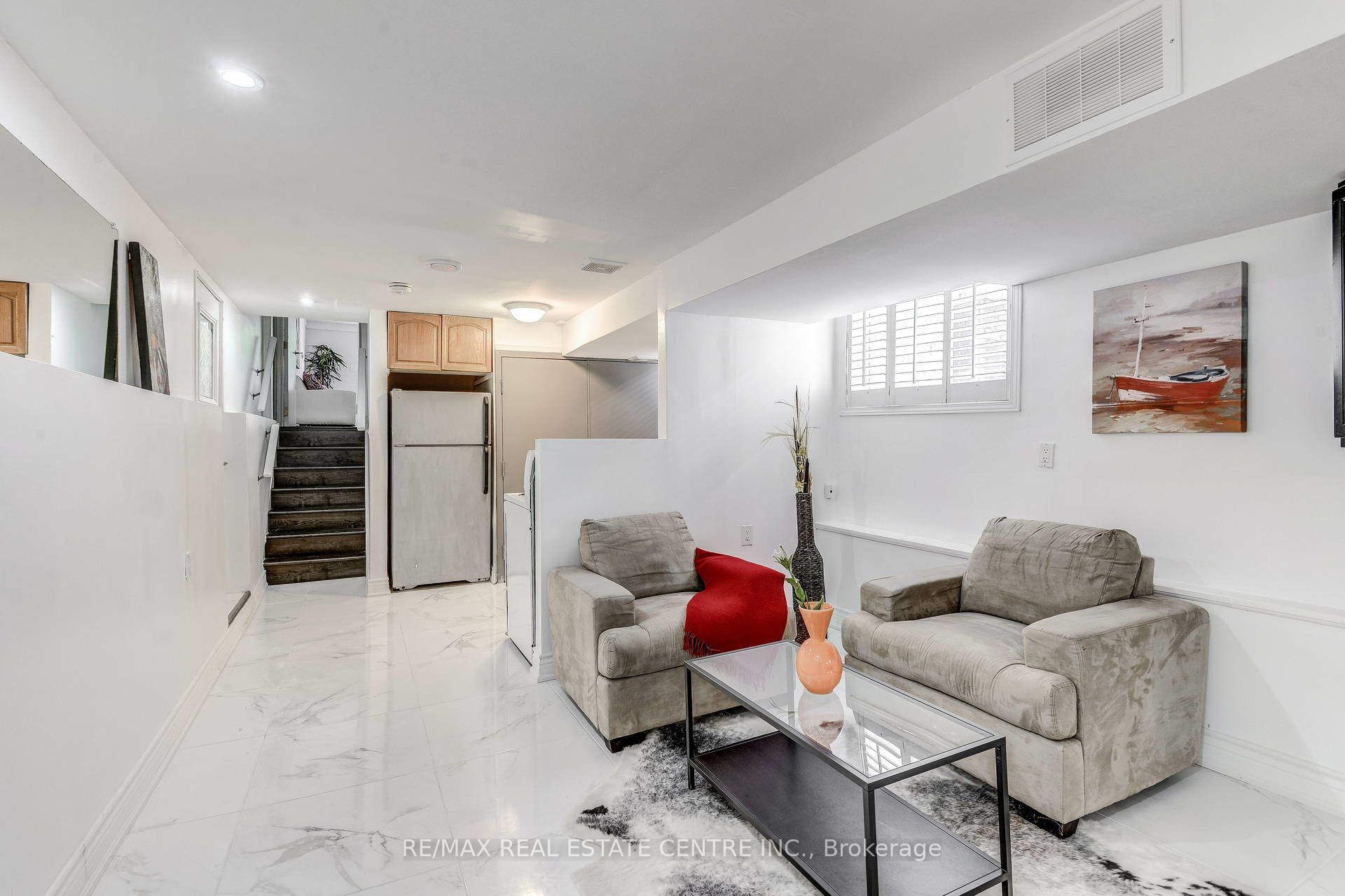 7201 Joliette Crescent Lower Level