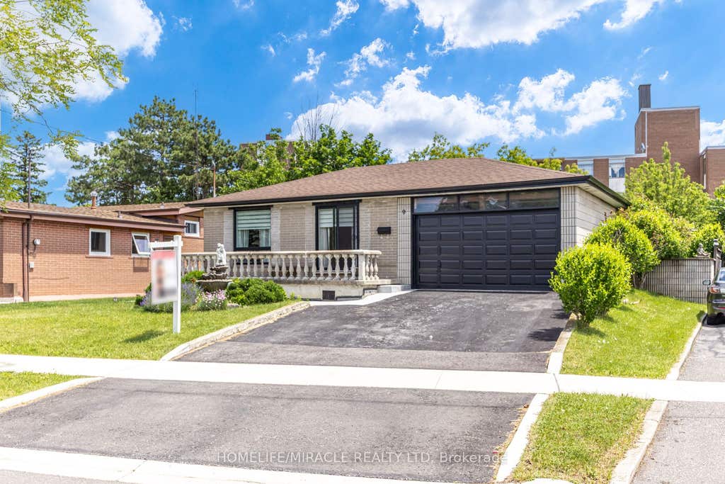 Photo of 9 Wheatsheaf Crescent, Toronto, ON M3N 1P7 (MLS # W13484460)